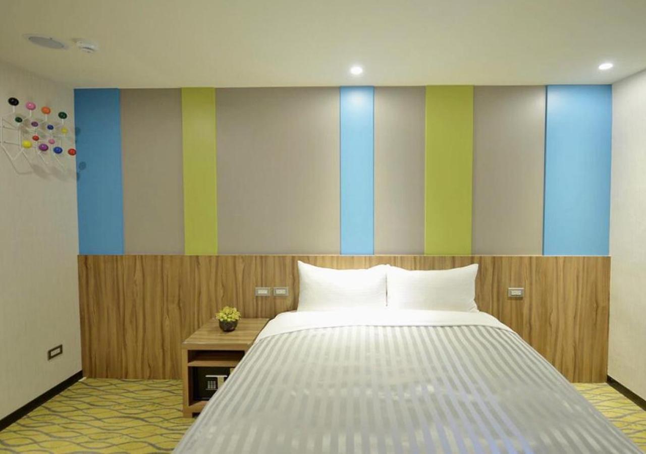Ximen B Inn 3*